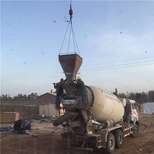 湖滨区“精准瞄准”—— 吊车的 “定位导航” 技术