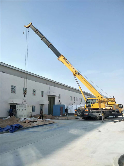 湖滨区“超载就喊停”—— 吊车的 “重量保镖” 技术